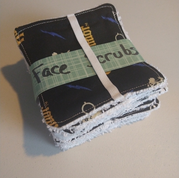 Copy - Homemade reusable makeup remover/ face scrubber. Harry Potter designs. 1… - Picture 8 of 9